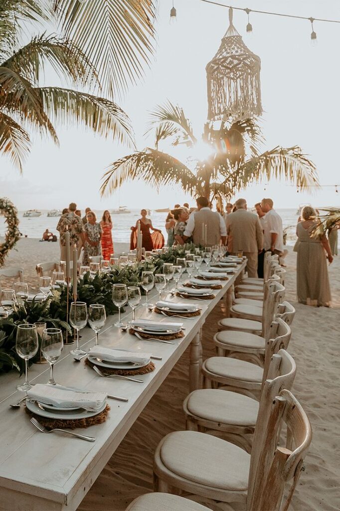 Your Isla Mujeres Wedding Starts at Gurú: Welcome, Pool Day and Farewell